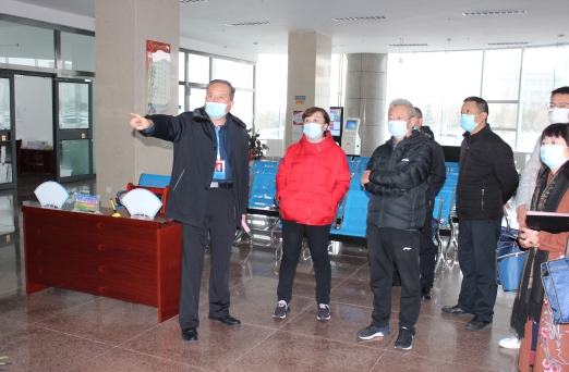 12月8日，自治区公共资源交易管理局刘捷副局长一行在固原市公共资源交易中心考核检查工作
